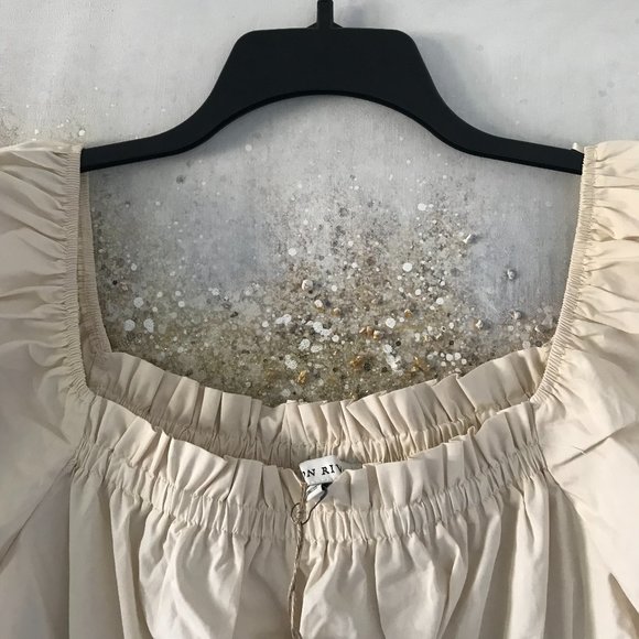 Moon River Tassel Puff Sleeve Top (NWT) - Picture 8 of 16